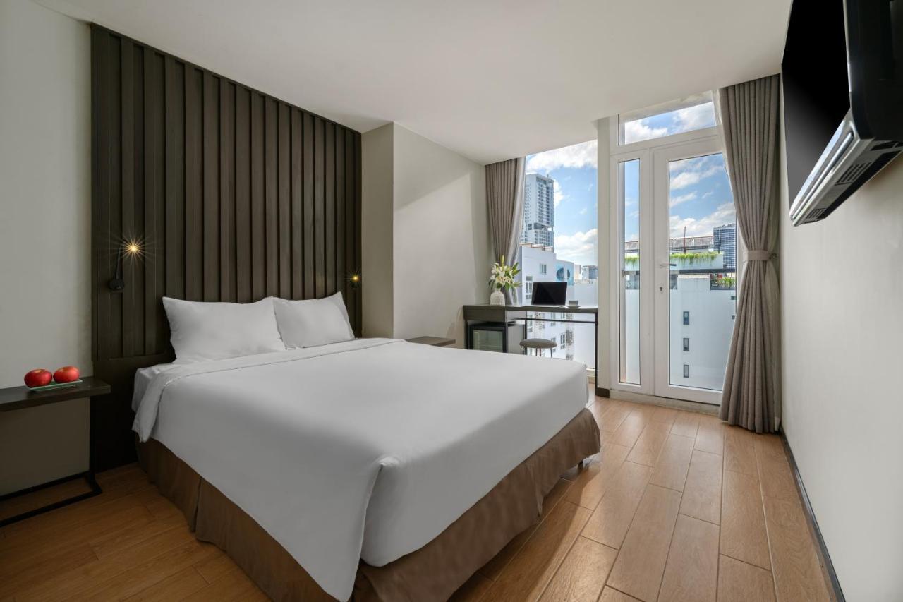 Agnes Hotel Managed By Dhg Nha Trang Exterior photo