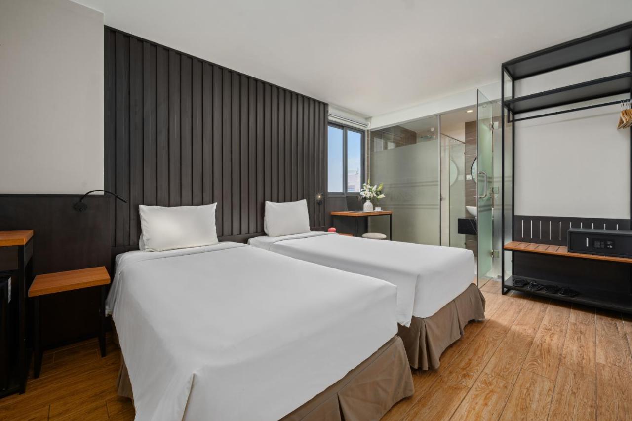 Agnes Hotel Managed By Dhg Nha Trang Exterior photo