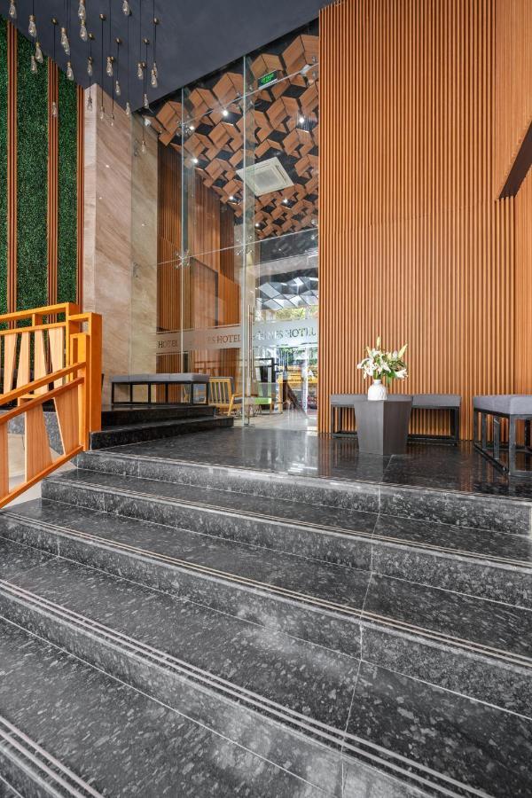 Agnes Hotel Managed By Dhg Nha Trang Exterior photo